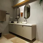 Casa Maria, 5 suítes, Amplo espaço externo